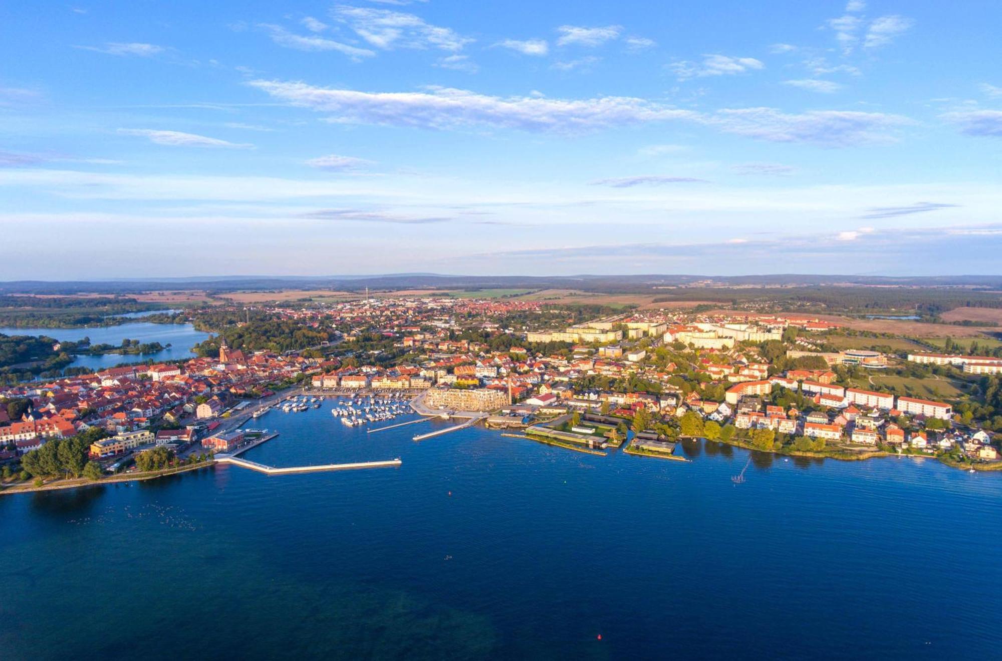 Ferienwohnungen Am Mueritzer Hafen فارين المظهر الخارجي الصورة